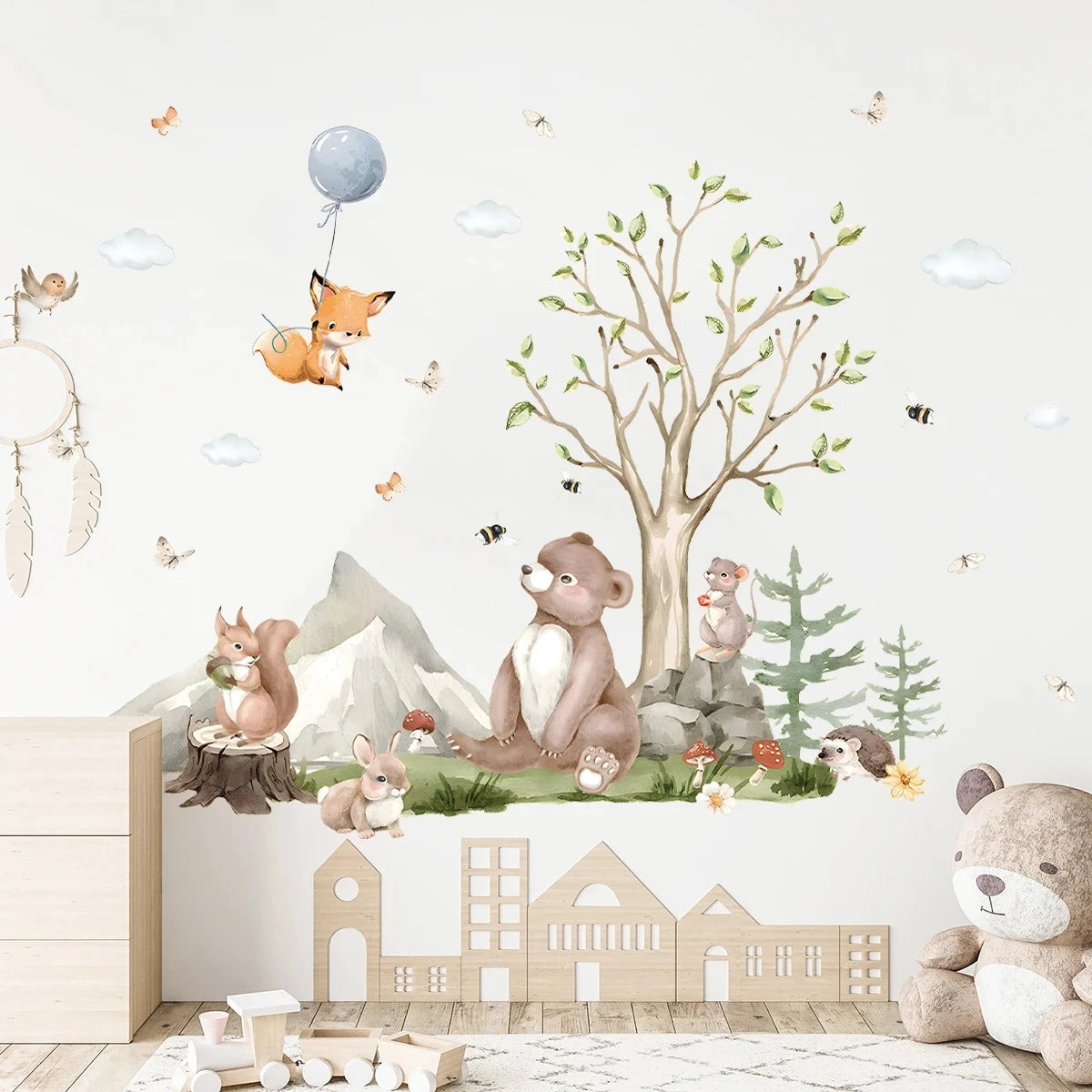 WALL STICKERS- מדבקת קיר